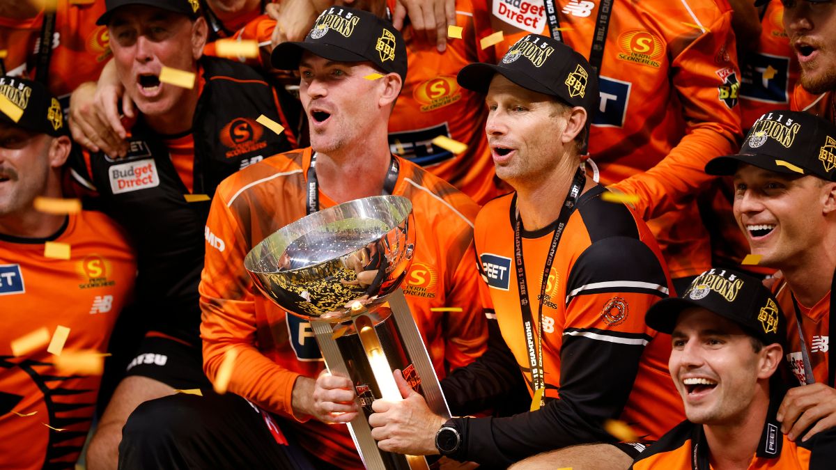 Perth Scorchers with the BBL 2025-26 title
