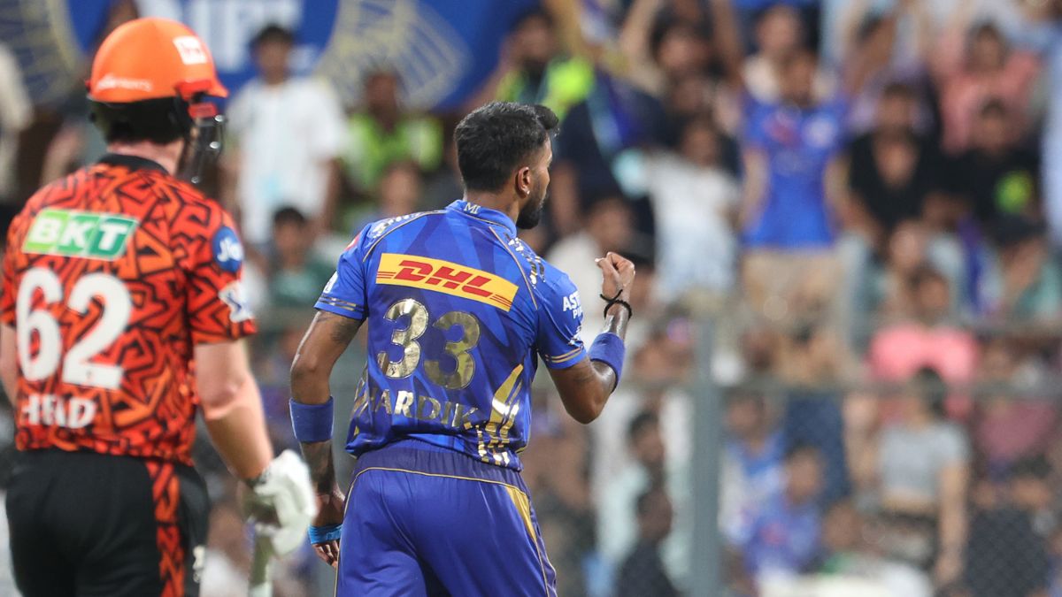 Hardik Pandya celebrates a wicket against Sunrisers Hyderabad