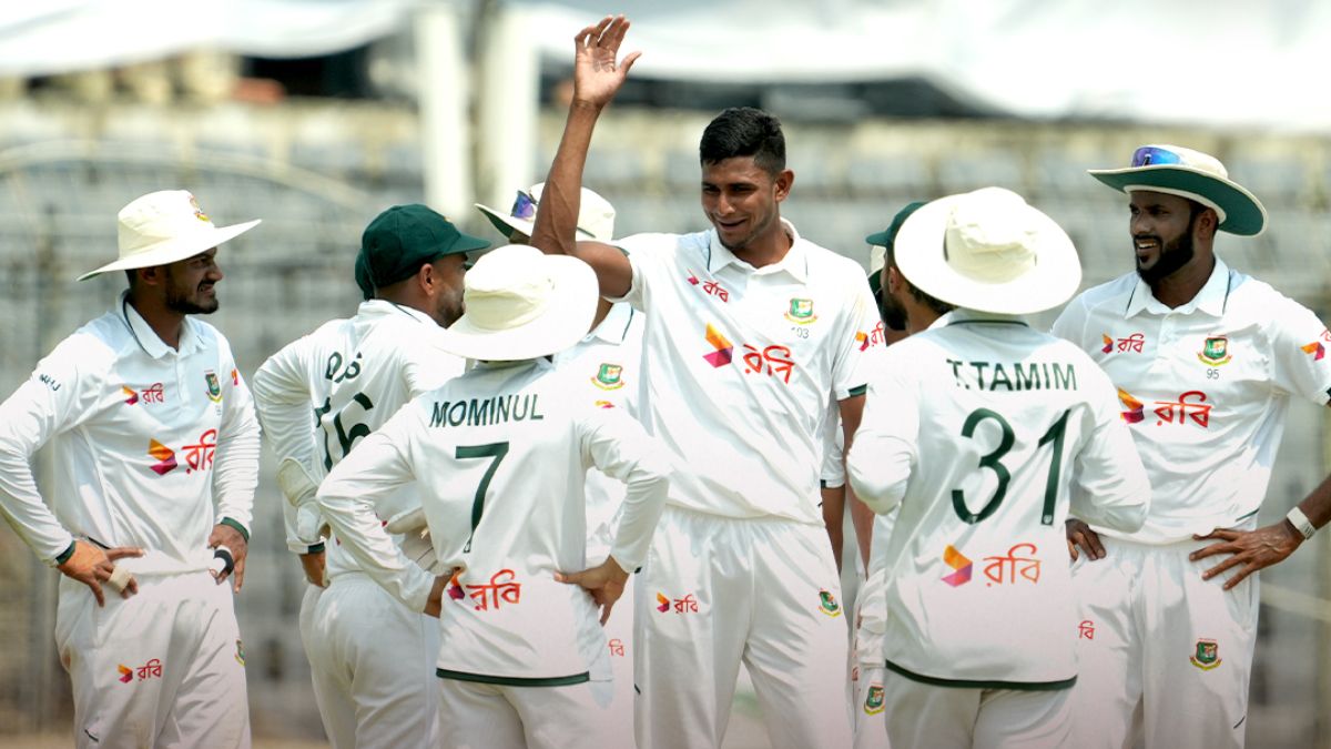 BAN vs PAK 1st Test, Day 5 Highlights: Nahid Rana celebrates a wicket with his teammates