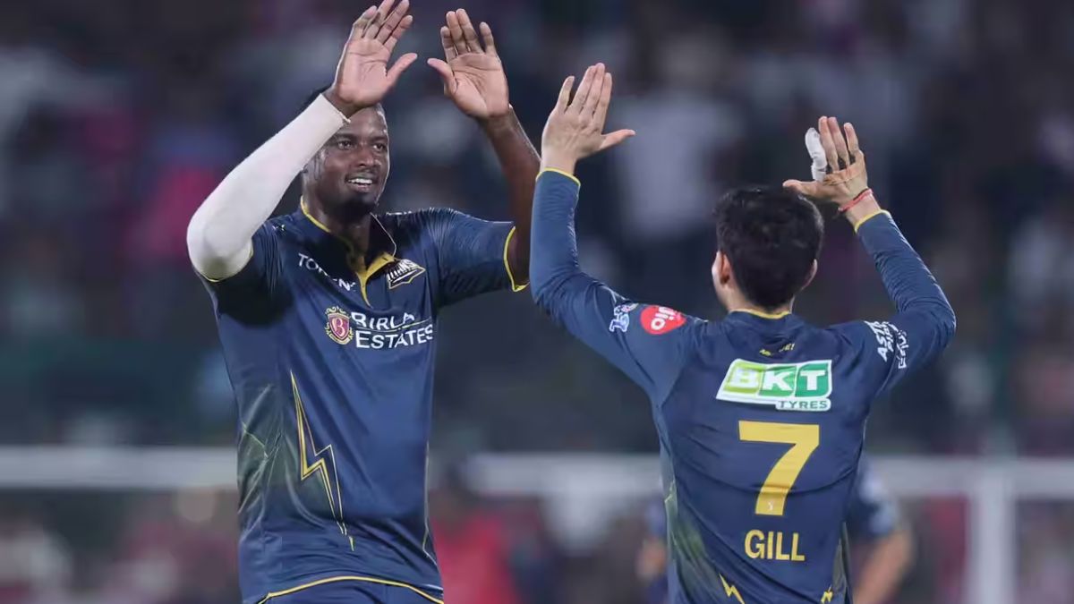 Jason Holder, Shubman Gill (Source: IPLT20.com)