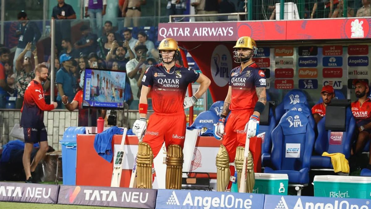 Jacob Bethell and Virat Kohli
