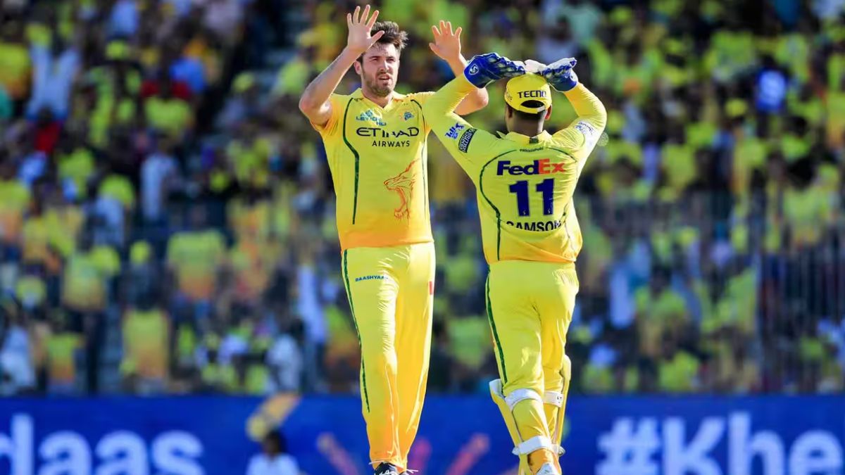 Jamie Overton, Sanju Samson (Source: IPLT20.com)