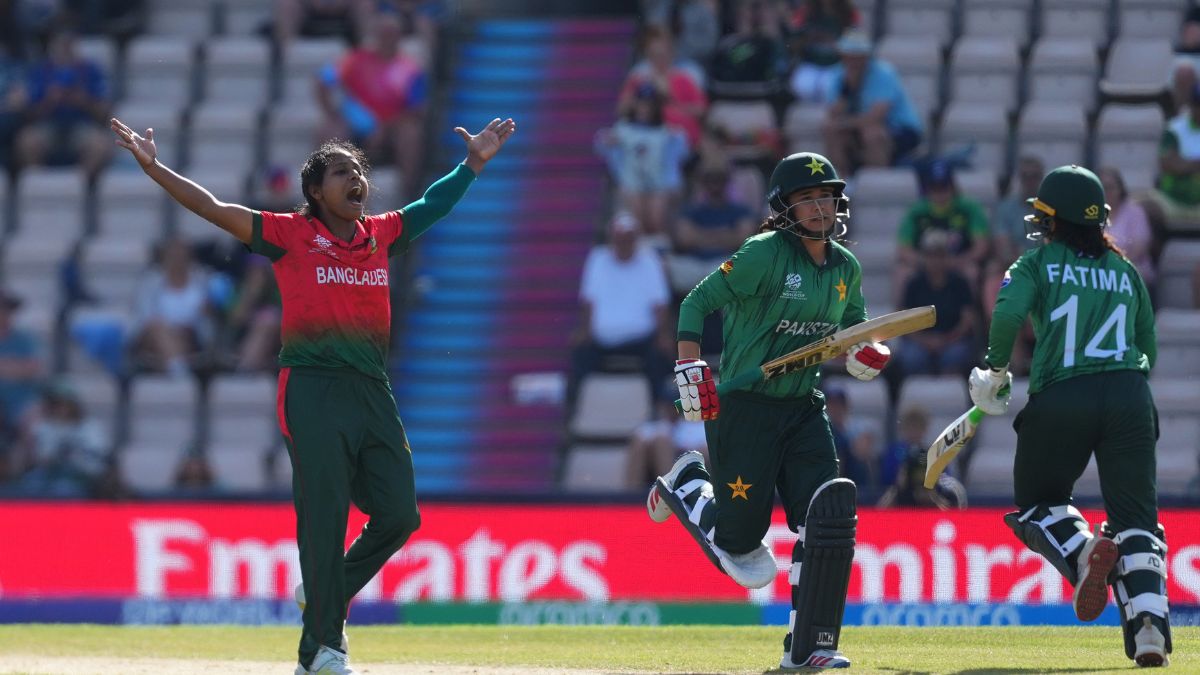 PAK-W vs BAN-W