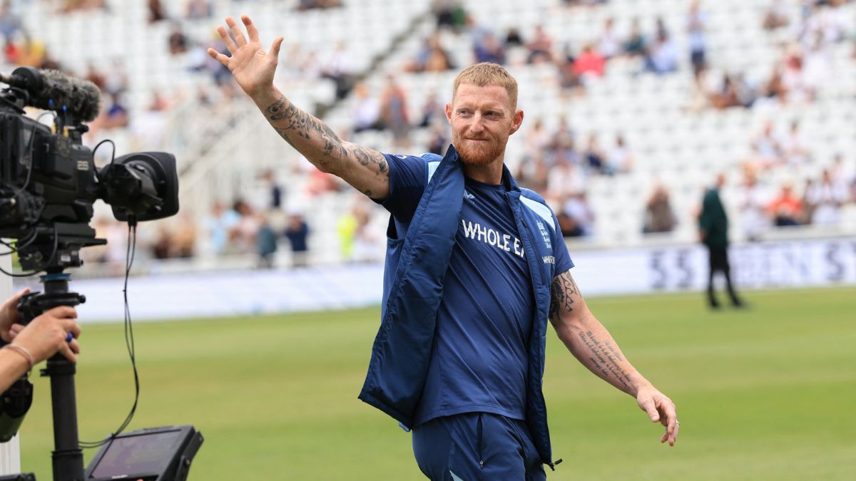 3 Cricketers who retired in the middle of a match