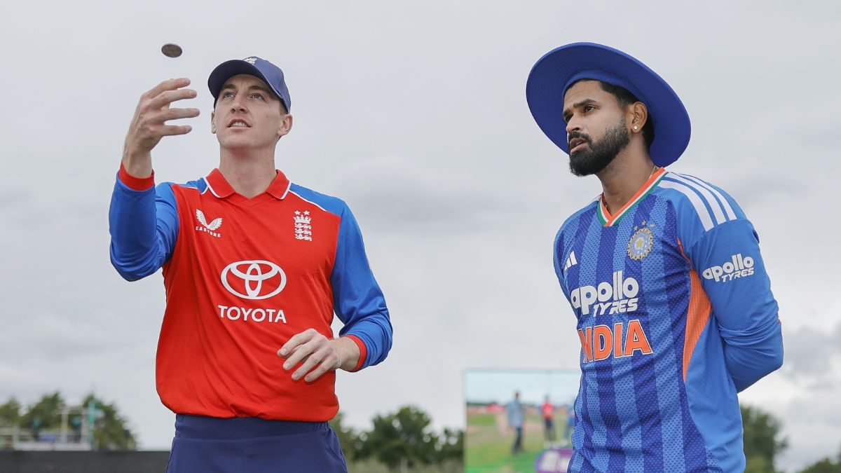 Harry Brook and Shreyas Iyer at the toss