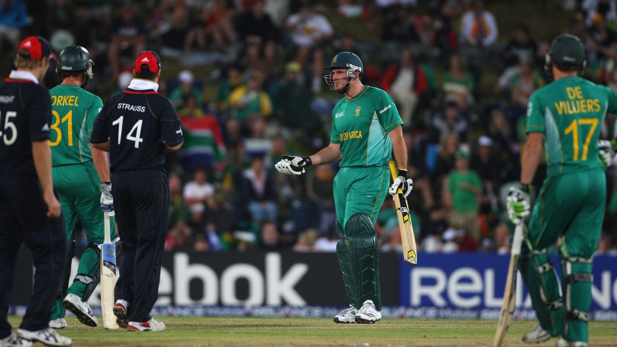 Why were runners banned in international Cricket? Explained