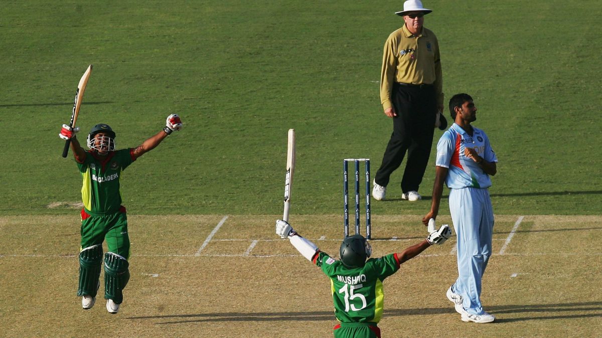 Mohammad Ashraful and Mushfiqur Rahim celebrate as Bangladesh beat India at the ODI World Cup 2007