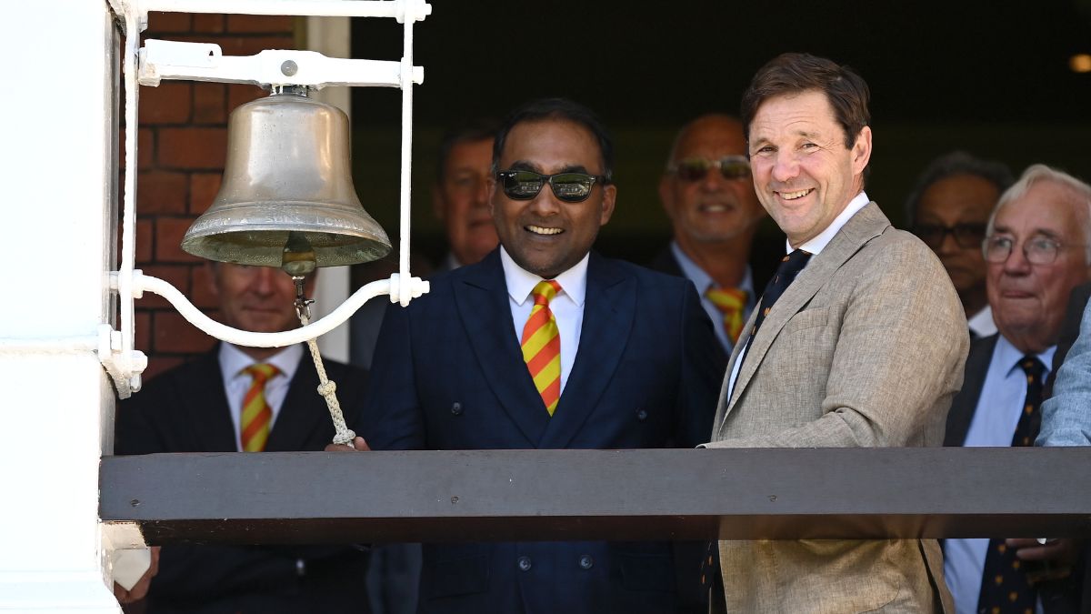 Mahela Jayawardene and Guy Lavender at Lord's