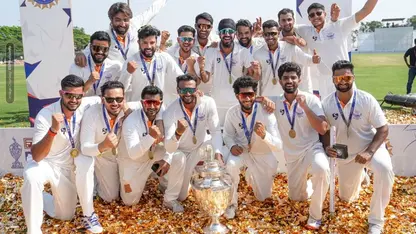 Jammu and Kashmir Team with Ranji Trophy (Source: BCCI)
