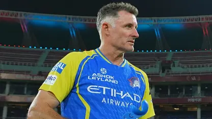 Michael Hussey leaves CSK